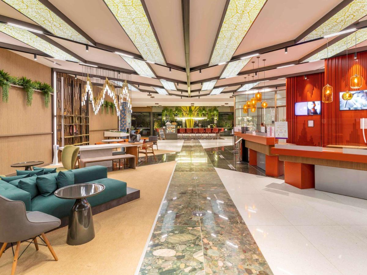 Mercure Trabzon Hotel Exterior foto The lobby of the hotel